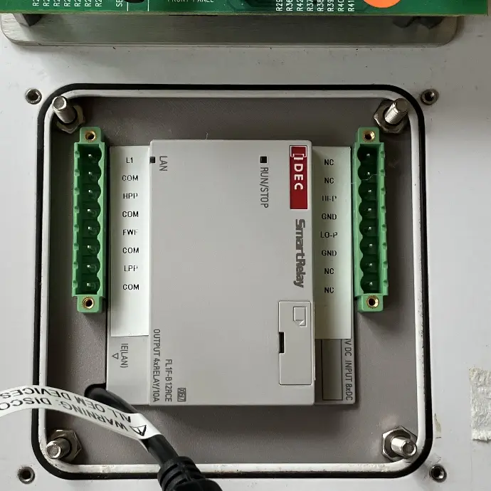 Fig 24A: Mounting Studs
